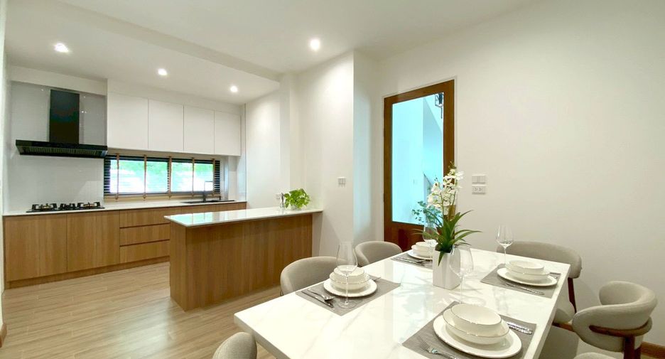Casa en venta de 4 habitaciones en Mueang Chiang Mai, Chiang Mai
