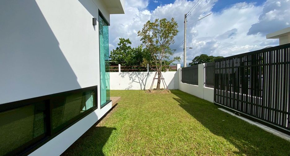 Casa en venta de 4 habitaciones en Mueang Chiang Mai, Chiang Mai