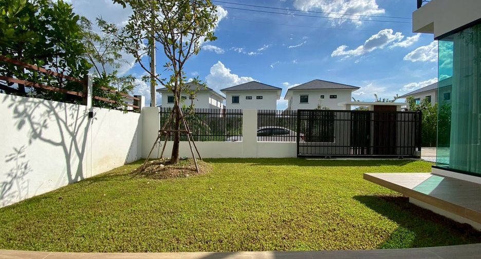 Casa en venta de 4 habitaciones en Mueang Chiang Mai, Chiang Mai