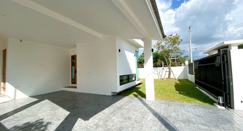 Casa en venta de 4 habitaciones en Mueang Chiang Mai, Chiang Mai