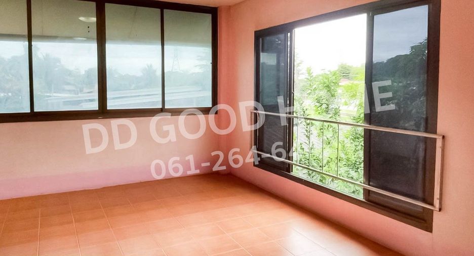 Продажа 3 спальни дом в Mueang Lamphun, Лампхун