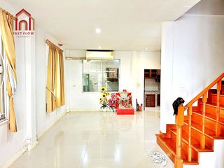 出售 4 卧室 联排别墅 在 Bang Kruai, Nonthaburi