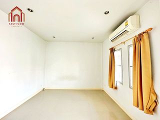 出售 4 卧室 联排别墅 在 Bang Kruai, Nonthaburi
