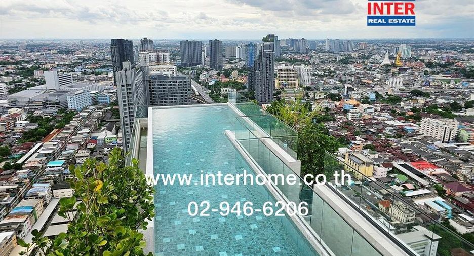 For sale 2 bedrooms condo in Thon Buri, Bangkok