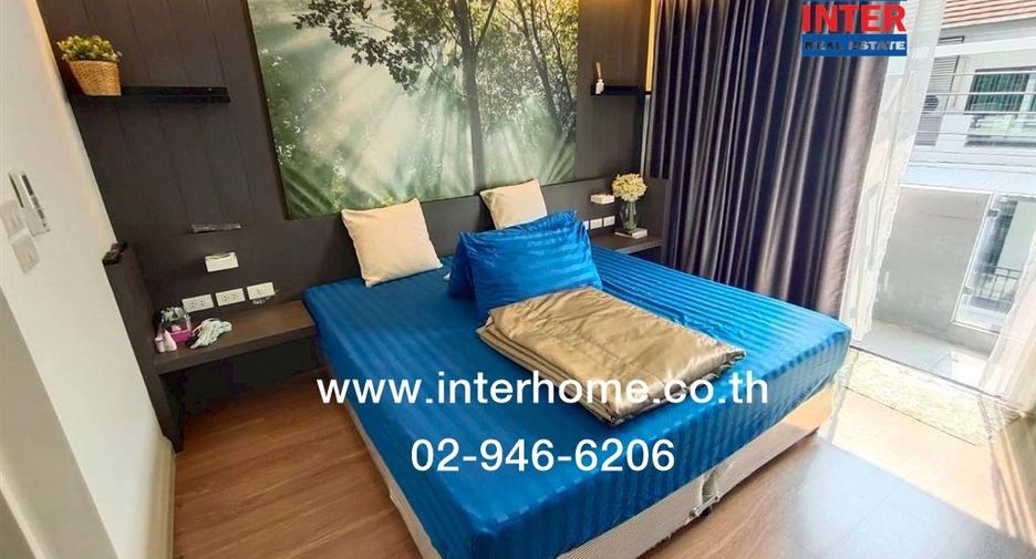 For sale 3 bedrooms house in Saphan Sung, Bangkok