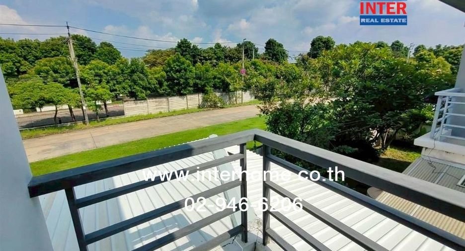 For sale 3 bedrooms house in Saphan Sung, Bangkok