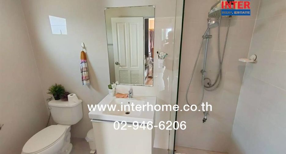For sale 3 bedrooms house in Saphan Sung, Bangkok