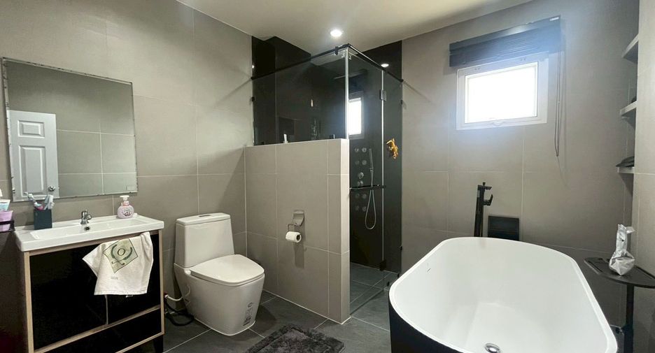 Casa en venta de 4 habitaciones en Mae Rim, Chiang Mai