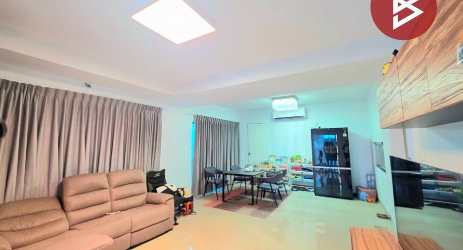 For sale 3 ベッドルーム house in Si Racha, Chonburi