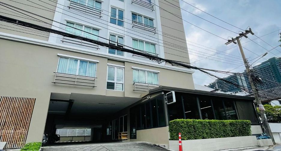 For rent 2 bedrooms apartment in Chatuchak, Bangkok