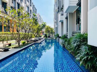 For rent そして for sale 2 ベッドルーム condo in Min Buri, Bangkok