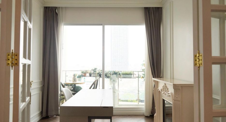 For sale 1 bed condo in Bang Rak, Bangkok