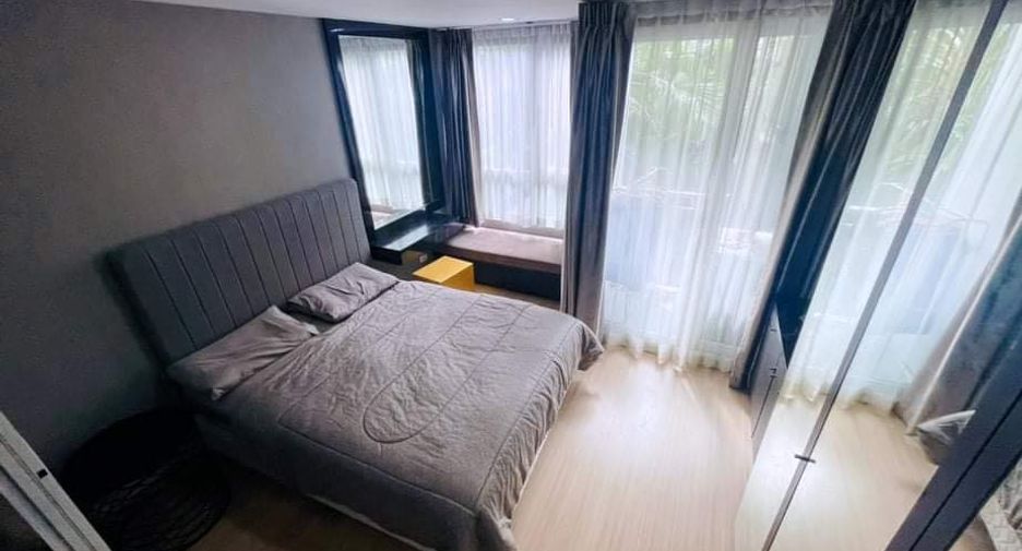 For sale 1 bed condo in Phra Khanong, Bangkok