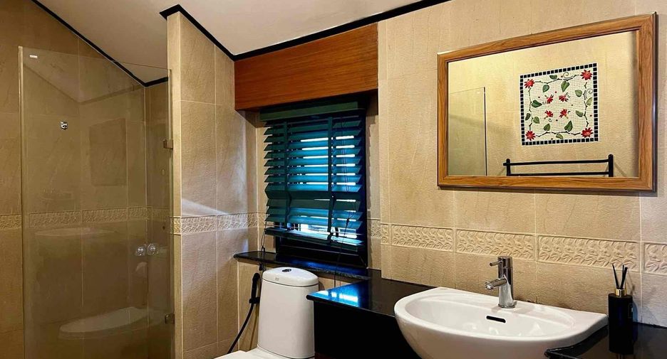 À vendre 3 chambres villa à Bang Lamung, Chonburi