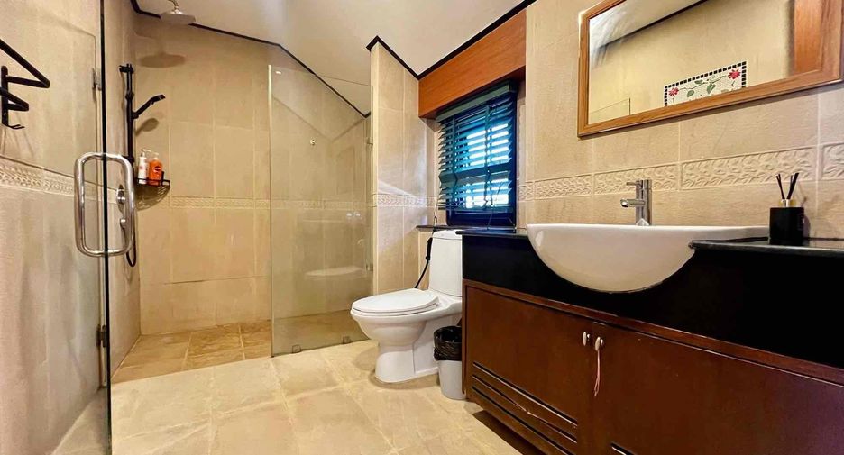 À vendre 3 chambres villa à Bang Lamung, Chonburi