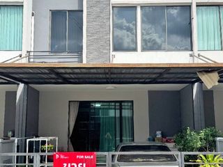 For sale 3 ベッドルーム townhouse in Khlong Luang, Pathum Thani