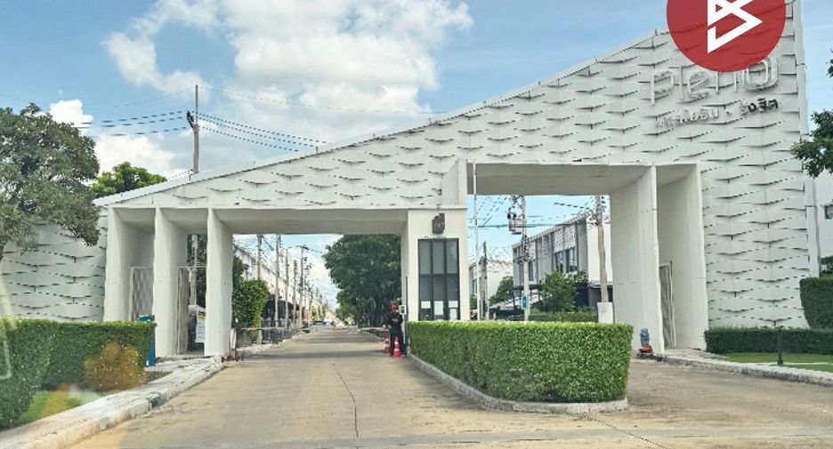Продажа 3 спальни таунхаус в Khlong Luang, Патумтани