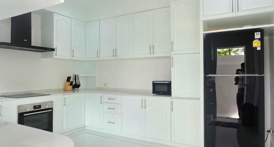 For rent 3 bedrooms house in Bang Lamung, Chonburi