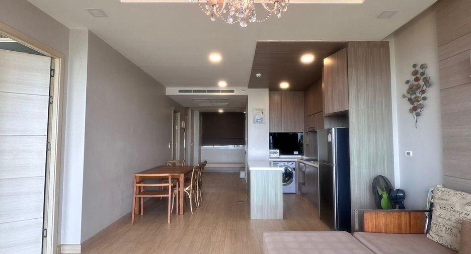 For rent 2 bedrooms condo in Bang Lamung, Chonburi