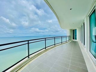 For rent 3 bedrooms condo in Bang Lamung, Chonburi