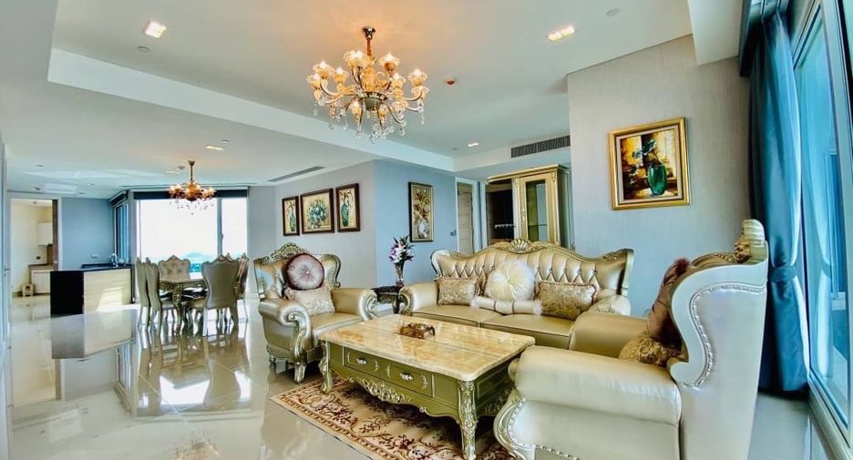 For rent 3 bedrooms condo in Bang Lamung, Chonburi