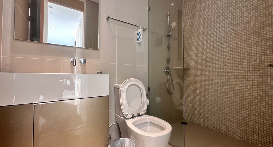 For rent 2 bedrooms condo in Bang Lamung, Chonburi