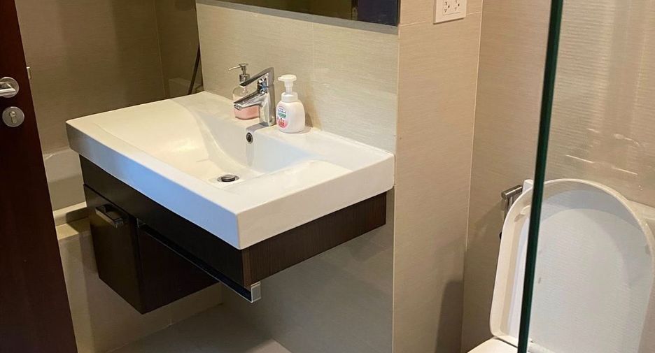 For rent 2 bedrooms condo in Mueang Phuket, Phuket