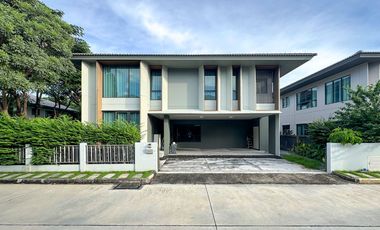 For sale 4 bedrooms house in Bang Sao Thong, Samut Prakan