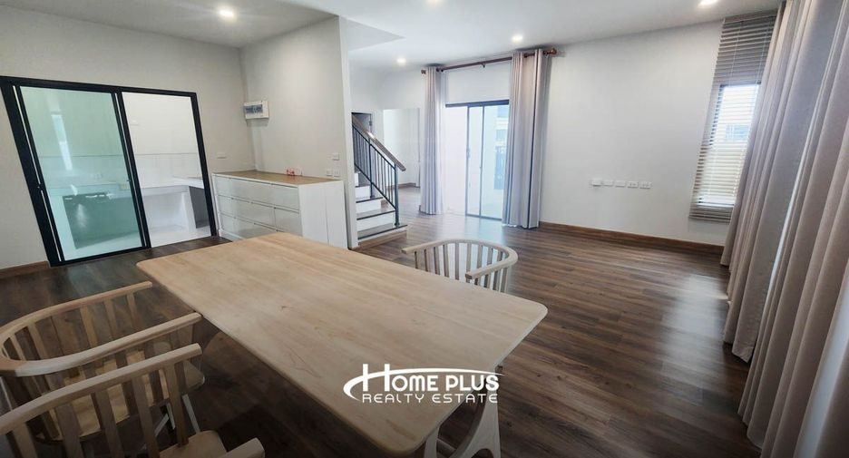 For sale 4 ベッドルーム house in Mueang Pathum Thani, Pathum Thani