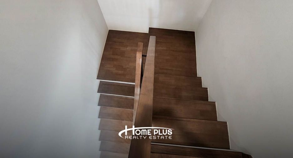 For sale 4 ベッドルーム house in Mueang Pathum Thani, Pathum Thani