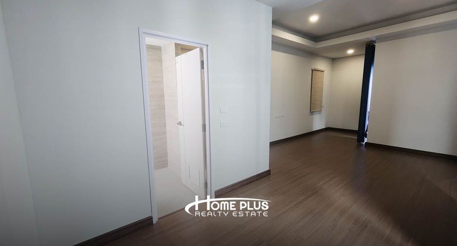 For sale 4 ベッドルーム house in Mueang Pathum Thani, Pathum Thani