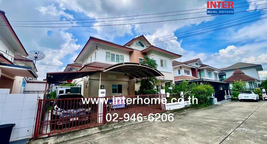 For sale 3 bedrooms house in Bang Kapi, Bangkok