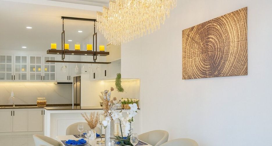 For rent 4 bedrooms house in Bang Lamung, Chonburi