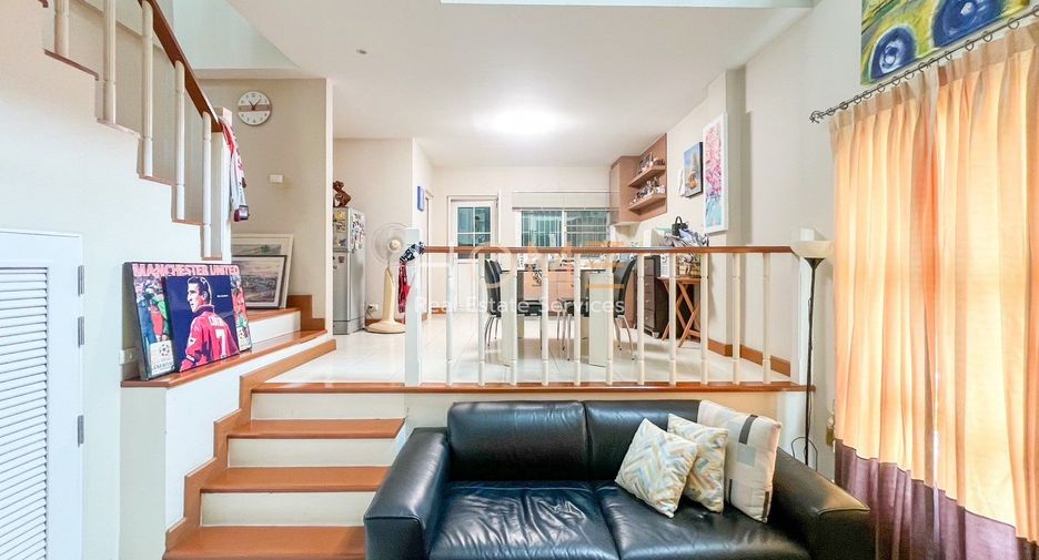 For sale 3 bedrooms townhouse in Bueng Kum, Bangkok
