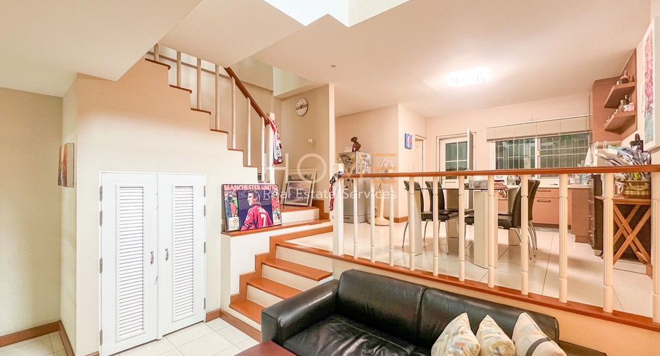For sale 3 bedrooms townhouse in Bueng Kum, Bangkok