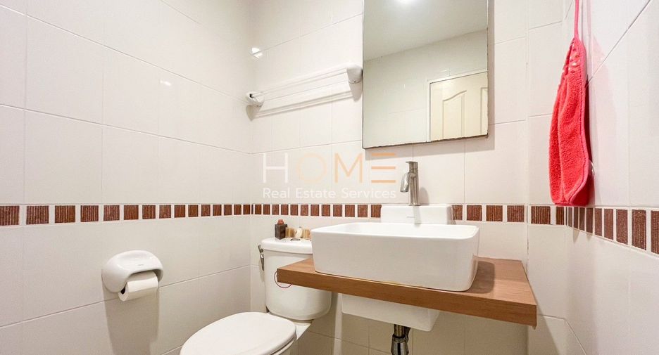 For sale 3 bedrooms townhouse in Bueng Kum, Bangkok