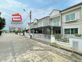 出租 和 出售 3 卧室 独立屋 在 Lam Luk Ka, Pathum Thani