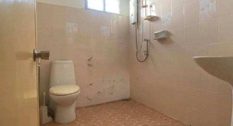 For sale retail Space in Warin Chamrap, Ubon Ratchathani