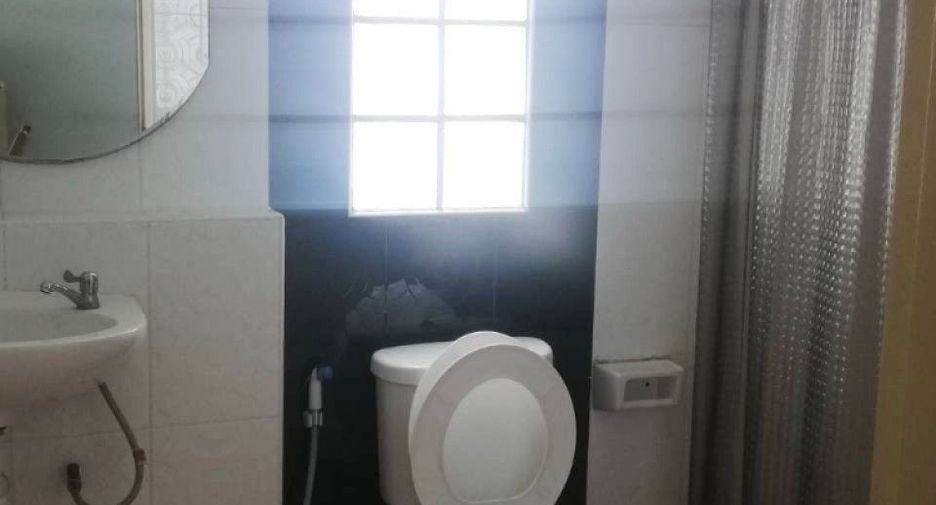Продажа 2 спальни кондо в Si Racha, Чонбури