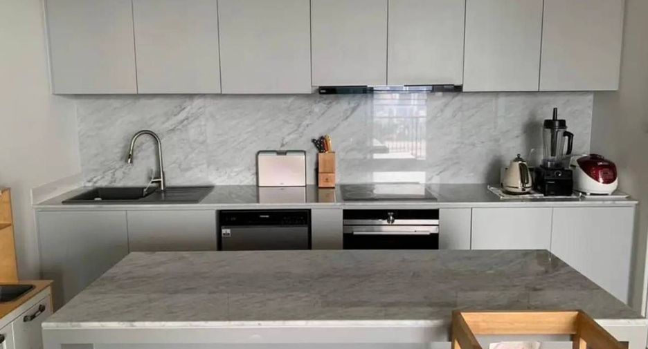 For rent and for sale 3 bedrooms condo in Khlong Toei, Bangkok