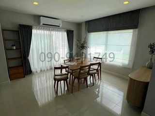 Reihenhaus zur Miete mit 4 Zimmer in Khlong Sam Wa, Bangkok