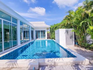 For sale 3 bedrooms villa in Hua Hin, Prachuap Khiri Khan