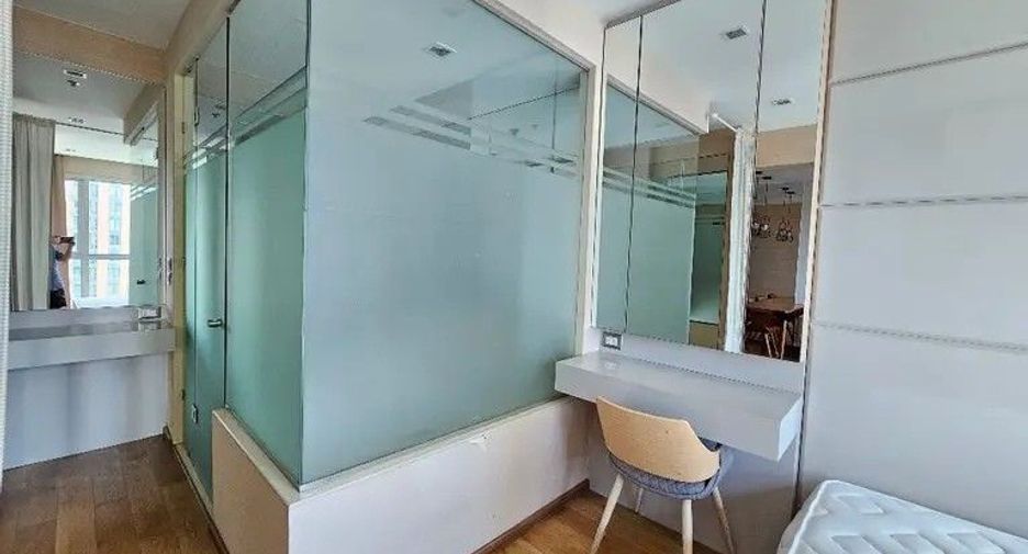 Продажа 1 кровать кондо в Щаттхана, Бангкок