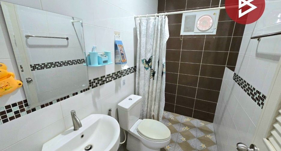 Casa en venta de estudio en Nakhon Chai Si, Nakhon Pathom