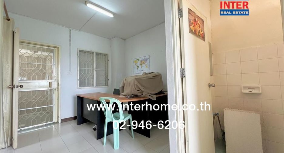 For sale 2 bedrooms condo in Lat Krabang, Bangkok