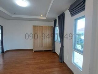 For sale 4 ベッドルーム condo in Lat Krabang, Bangkok