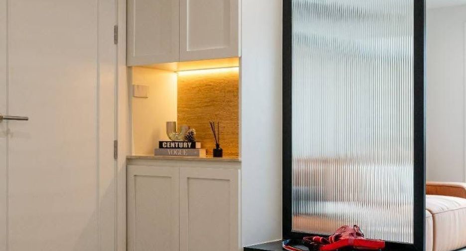 For sale 3 bedrooms condo in Watthana, Bangkok