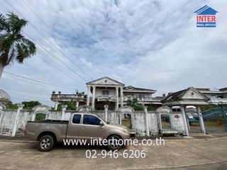 For sale 5 bedrooms house in Bang Khae, Bangkok