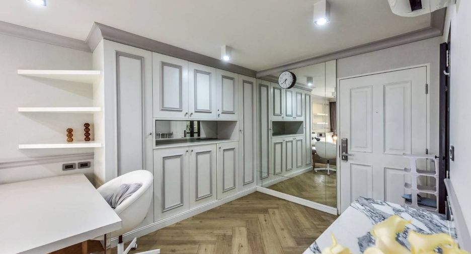 For sale 1 bed condo in Yan Nawa, Bangkok