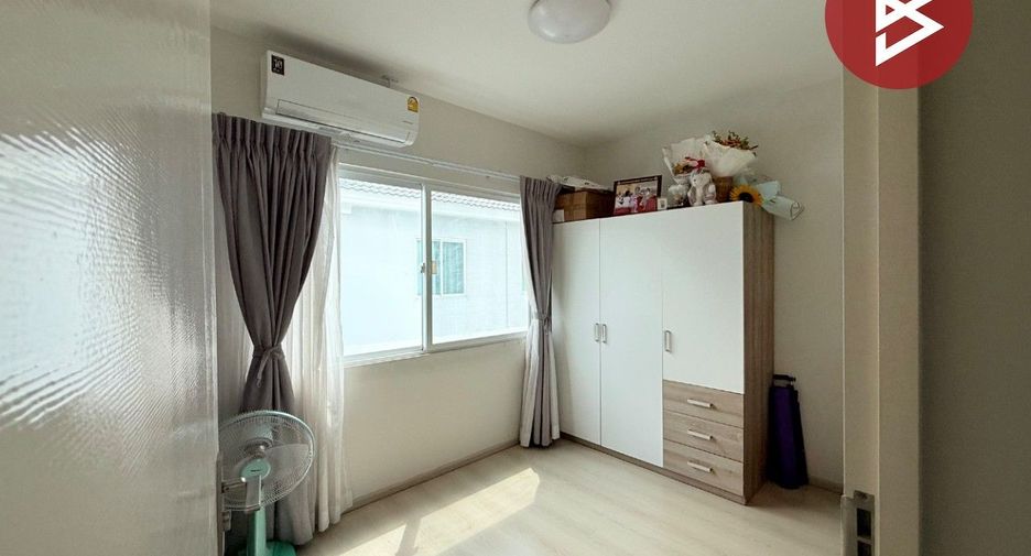 For sale 2 bedrooms townhouse in Khlong Luang, Pathum Thani